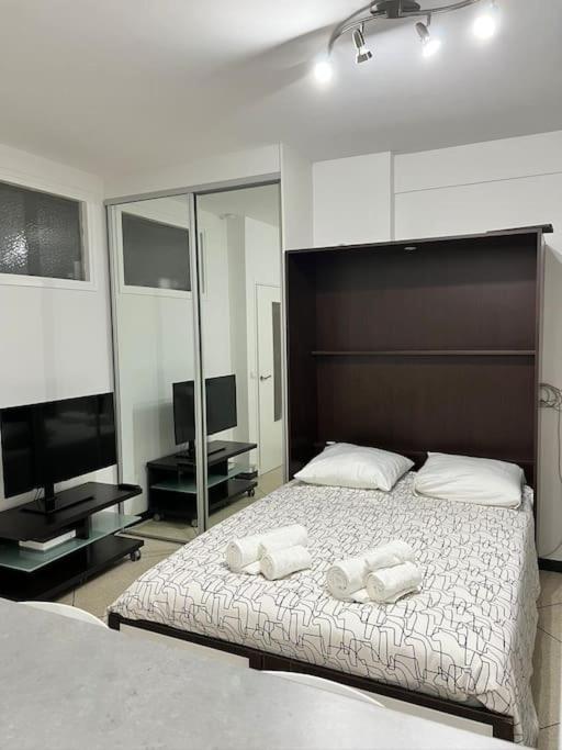 Nice Sejour Detente Studio Lumineux Balcon Cuisine Equipee Wifi Екстериор снимка