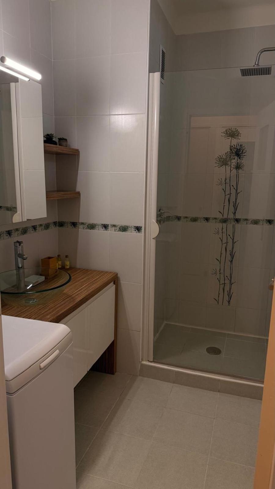 Nice Sejour Detente Studio Lumineux Balcon Cuisine Equipee Wifi Екстериор снимка